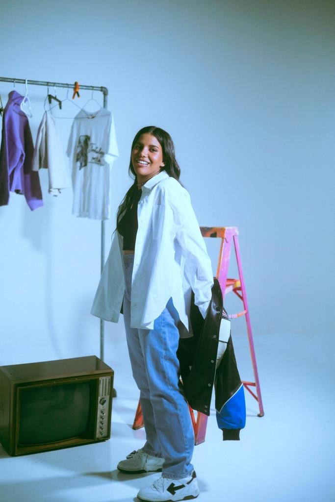 Jessica Clark - Centauri Magazzine