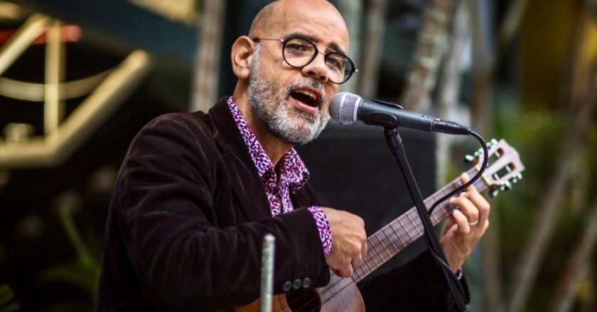 Juan Carlos Grisal Presenta: «19 besos y 500 risas», un tributo a Joan Manuel Serrat y Joaquín Sabina