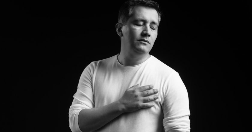 René Bastias no para y su nombre destaca en importantes premios internacionales