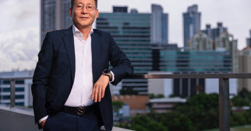 Desplegando el Futuro: Samsung y la Revolución de los Foldables