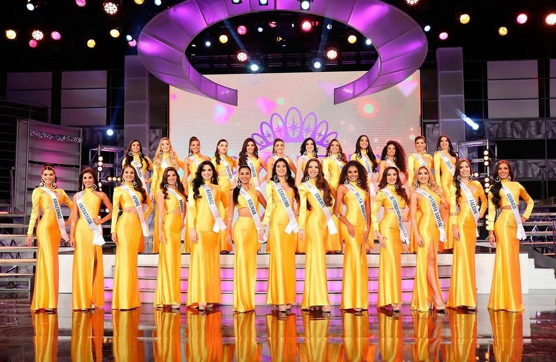 Miss Venezuela otorga bandas oficiales a sus 25 concursantes