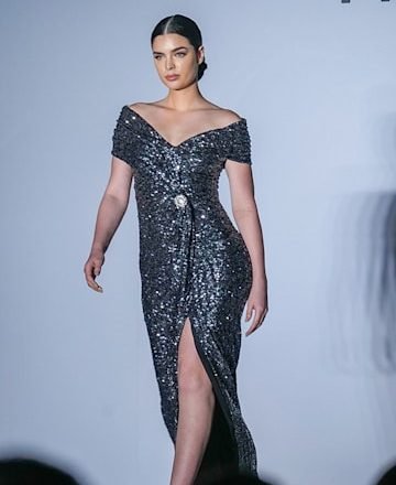 Nadia Ferreira participa en evento benéfico de Balmain