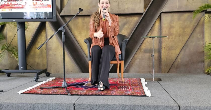 Bailaora, En Íntimo.