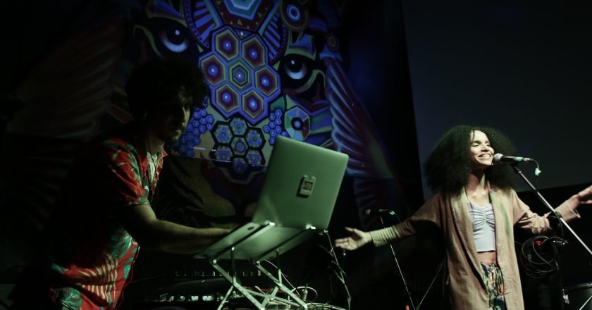 Mito y Comadre presentan su disco debut Guajirando. Una fusión de la música electrónica con la tradicional venezolana