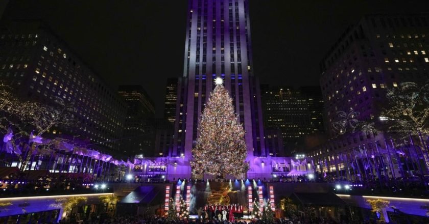 Inicia la Navidad en Nueva York con el encendido del Árbol de Rockefeller