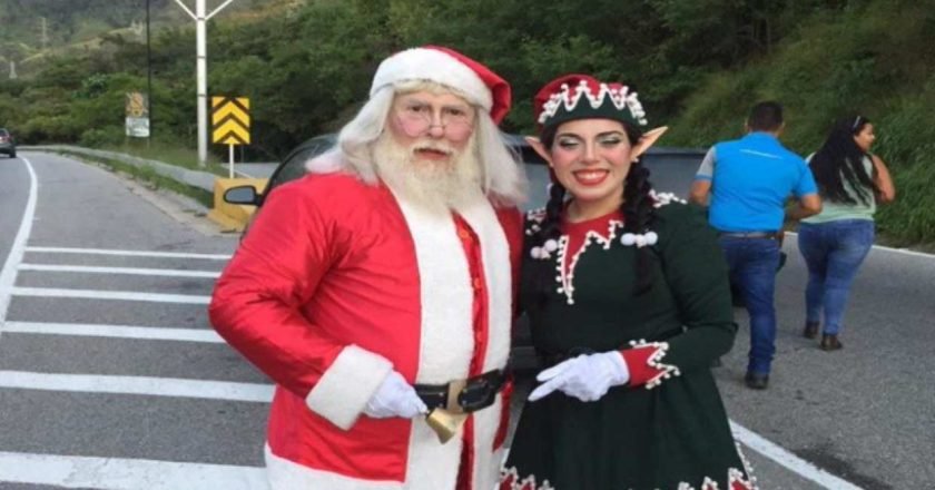 Santa Claus llega a la Cota mil como cada 01 de Diciembre