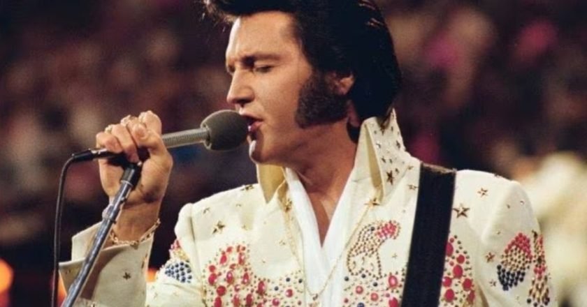 Elvis Evolution: La leyenda vuelve en forma de holograma