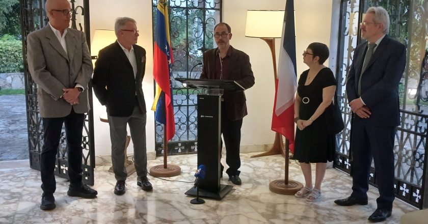 Raúl García Palma se alza con el I Premio Franco-Venezolano de Poesía