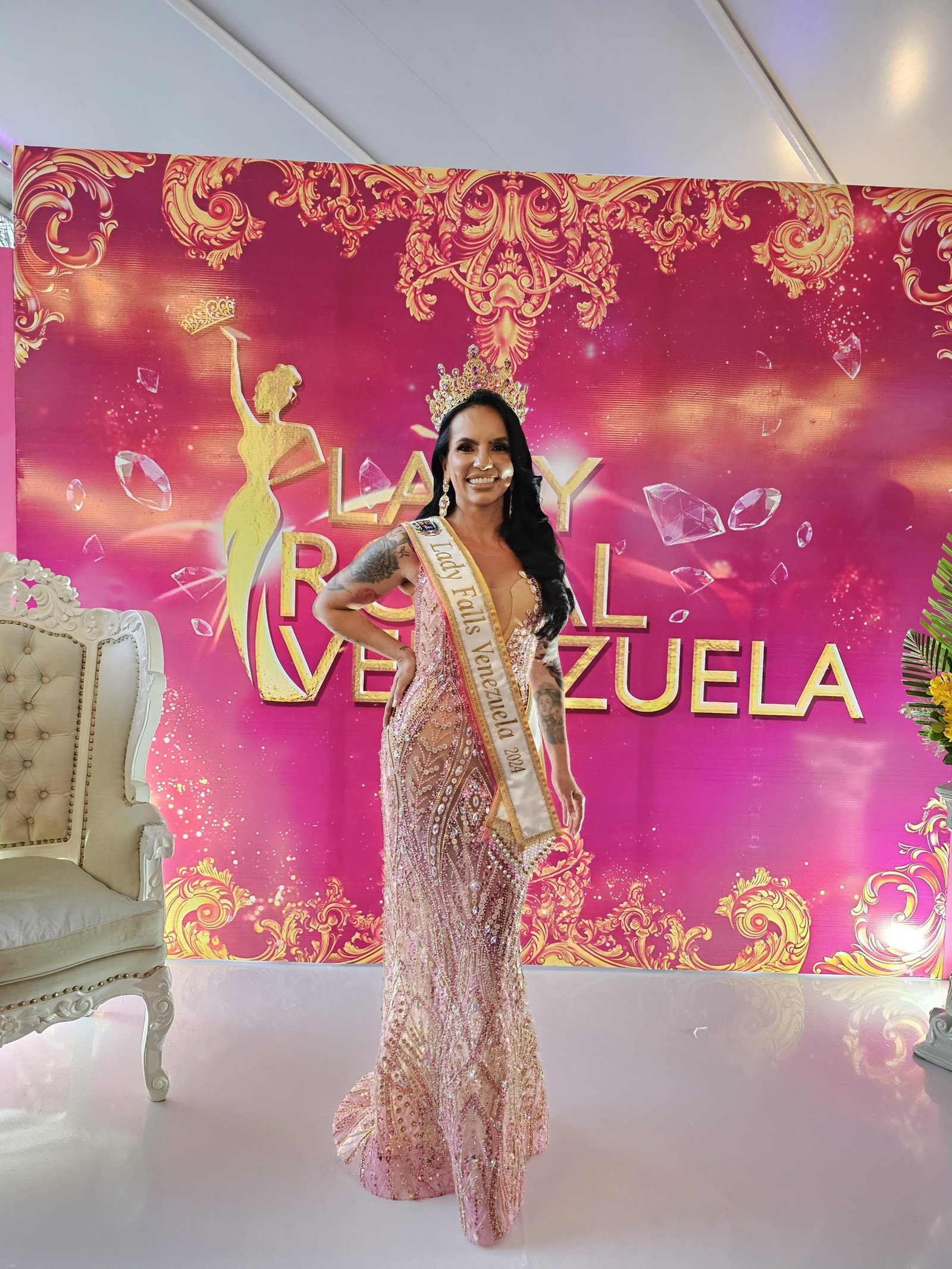Leydenth Casanova es designada como la primera LADY ROYAL VENEZUELA