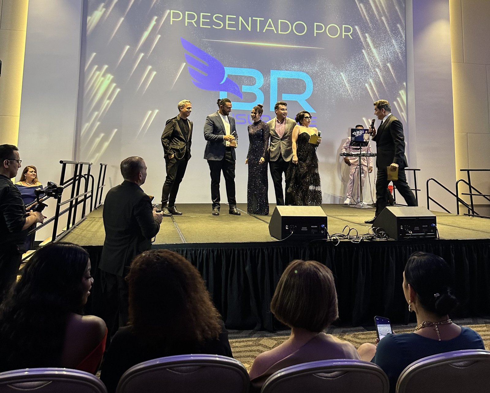 Siéntese Quien Pueda reconocido por los Premios Hispanic Celebrities Award