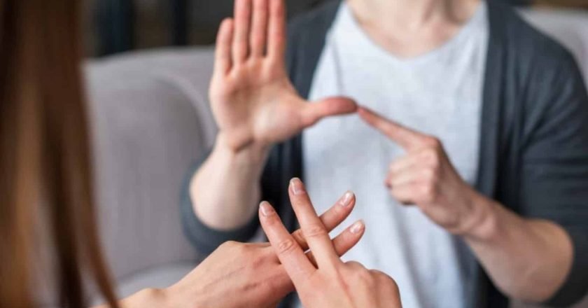 Celebrando la Diversidad: Día Mundial del Lenguaje de Señas