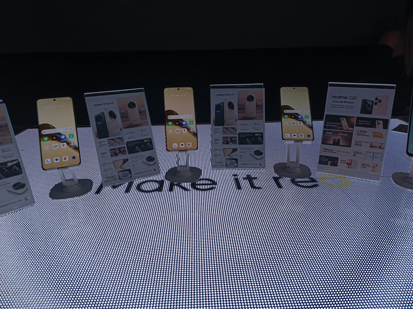 Realme presenta su innovador dispositivo realme 13 Pro + 5G con cámara ultra clara con IA