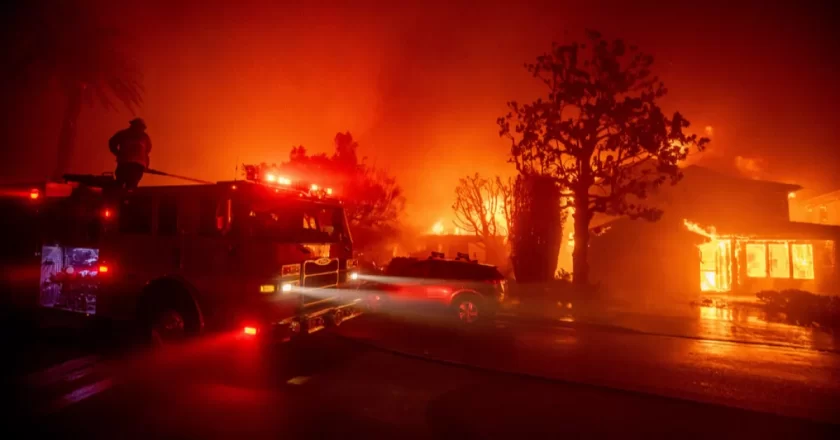 Los incendios en Los Ángeles desatan teorías conspirativas sobre su origen