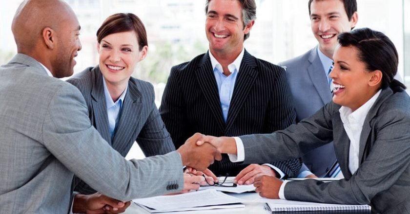 La necesidad de las Relaciones Públicas para mejorar las ganancias de Marcas Personales