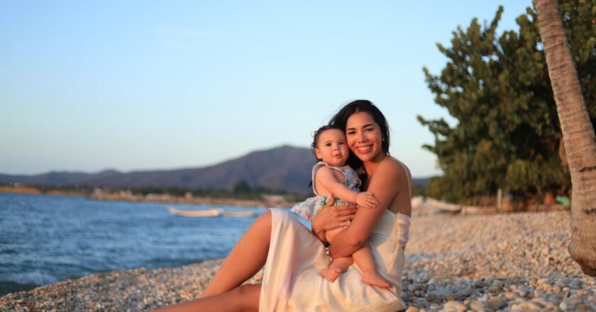 “Ser mamá es el trabajo más difícil del mundo”: Thalía Olvino comparte sus reflexiones en su primer Día de la Madre