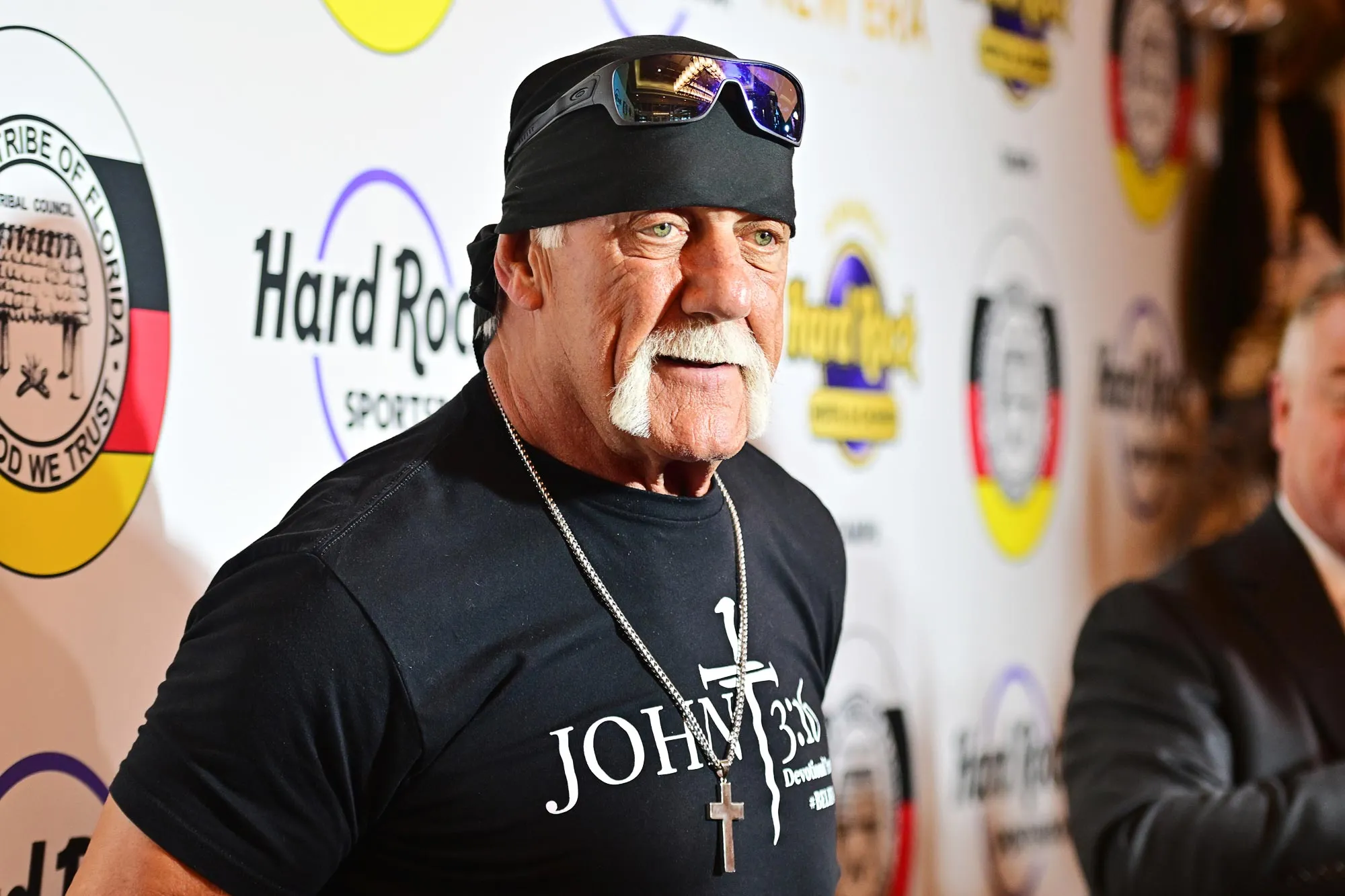 La WWE rinde homenaje a la leyenda «Hulkster»