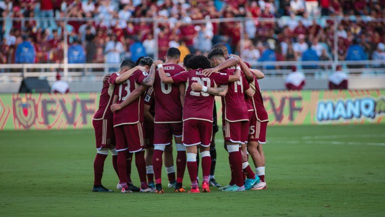 La Vinotinto se aferra al sueño mundialista