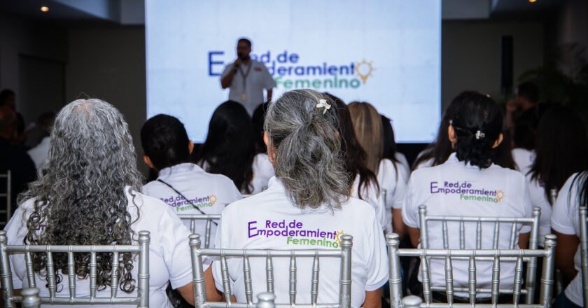 Coca-Cola FEMSA impulsa el liderazgo femenino con la certificación de 259 emprendedoras