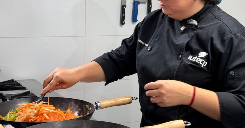 Alquimia en las brasas: El método académico de la Maestra Charcutera Norka Rojas impulsa la carrera de Gastronomía del IUTECP a la esfera internacional