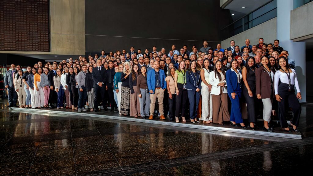 R4, Banco Microfinanciero obtiene la Certificación Great Place To Work® Venezuela